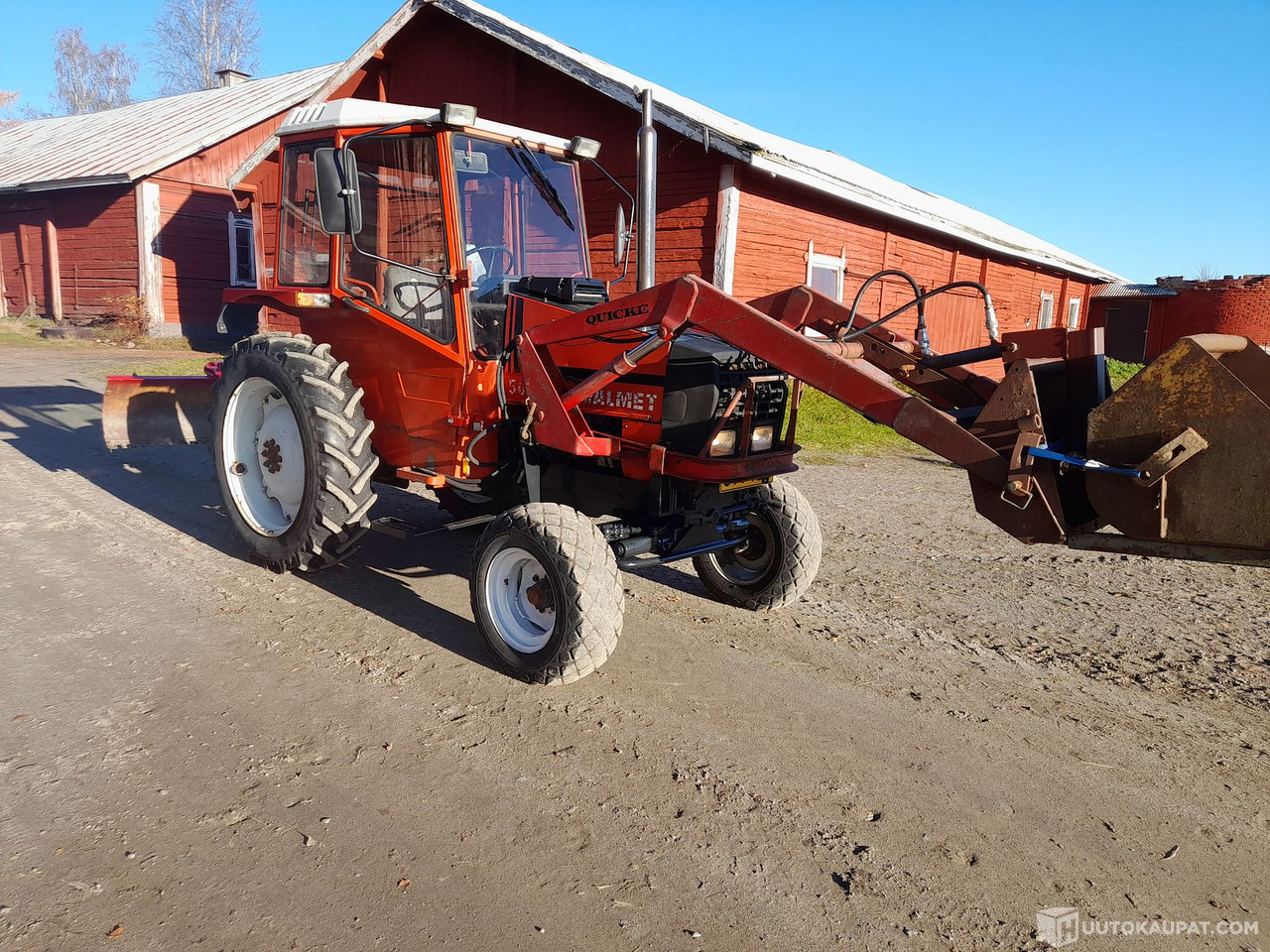 Traktori Valmet 504 1984 etukuormaajalla. Katso videot! MTK25, Forssa - Tractor: foto 2 Traktori Valmet 504 1984 etukuormaajalla. Katso videot! MTK25, Forssa - Tractor: foto 2