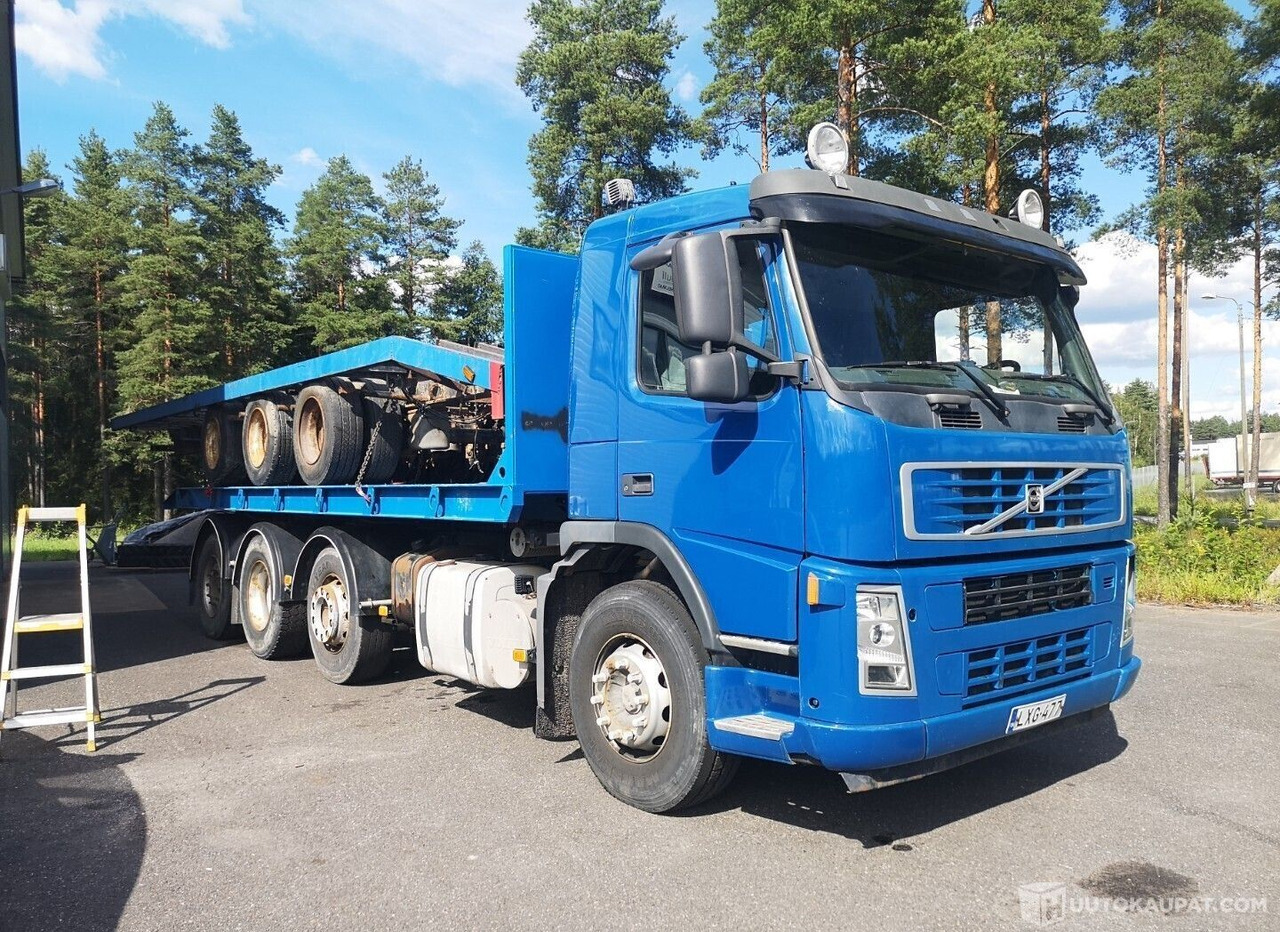 Volvo FM12 vaihtolava-auto, kats.voimassa 9/26 asti, 2004, Eura - Camión con equipo de cable: foto 5 Volvo FM12 vaihtolava-auto, kats.voimassa 9/26 asti, 2004, Eura - Camión con equipo de cable: foto 5