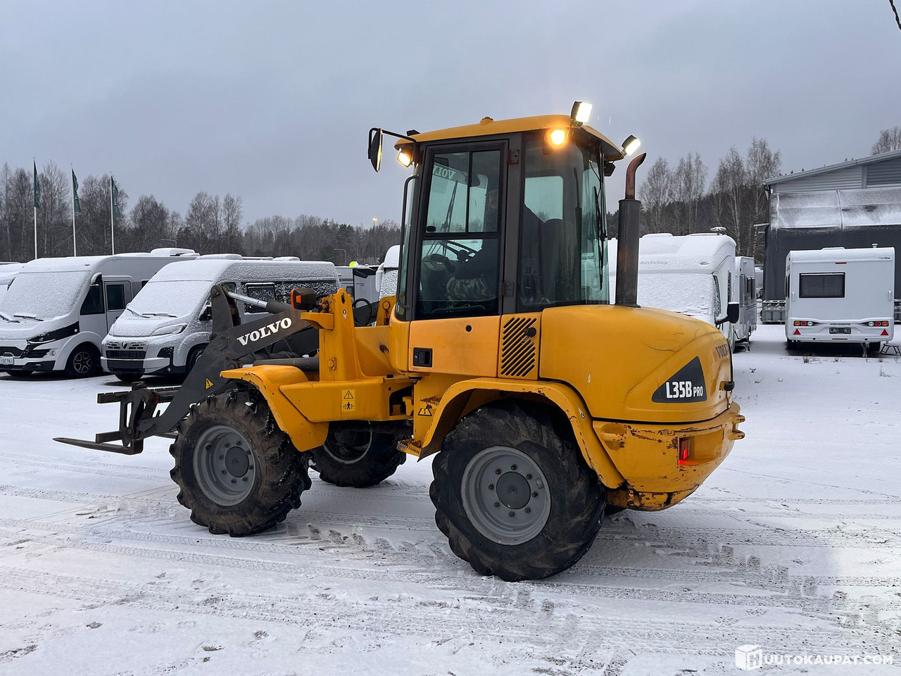 Volvo L35B Pro wheel loader with opening bucket and pallet forks, 2005, Vihti - Cargadora de ruedas: foto 3 Volvo L35B Pro wheel loader with opening bucket and pallet forks, 2005, Vihti - Cargadora de ruedas: foto 3