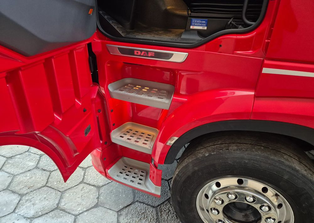 DAF XF 480 2021 Alufelgi opony 90% SSC TOP STANDARD / DUŻE KOTŁY / z Polski / jeden właściciel super zadbane SERWISOWANE - Cabeza tractora: foto 4 DAF XF 480 2021 Alufelgi opony 90% SSC TOP STANDARD / DUŻE KOTŁY / z Polski / jeden właściciel super zadbane SERWISOWANE - Cabeza tractora: foto 4