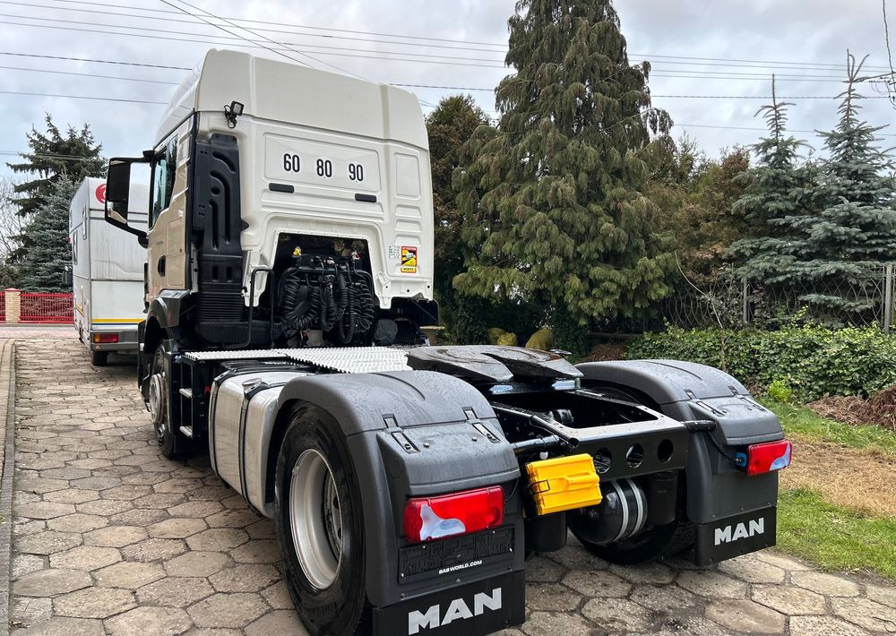 MAN TGS 18.470 NAUKA JAZDY STANDARD 4x2 / TGX 18.360 400 510 460 500 TOP STAN / ŚWIEŻO SPROWADZONY - Cabeza tractora: foto 5 MAN TGS 18.470 NAUKA JAZDY STANDARD 4x2 / TGX 18.360 400 510 460 500 TOP STAN / ŚWIEŻO SPROWADZONY - Cabeza tractora: foto 5