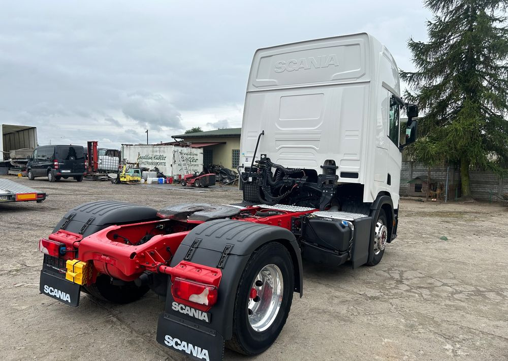 Scania R450 NAUKA JAZDY RETARDER STANDARD 7300kg / DOBRA POD WYWROTKĘ / KLIMA POSTOJOWA z Niemiec HYDRAULIKA - Cabeza tractora: foto 4 Scania R450 NAUKA JAZDY RETARDER STANDARD 7300kg / DOBRA POD WYWROTKĘ / KLIMA POSTOJOWA z Niemiec HYDRAULIKA - Cabeza tractora: foto 4