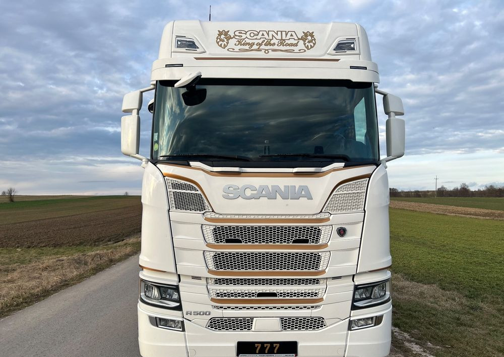Scania R500 FULL AIR 2019 10x poduszki KLIMA POSTOJOWA / RETARDER / FULL SPOJLER / TOP STAN / od jedynego właściciela ! HYDRAULIKA spod beczki spożywczej ! / do wywrotu ruchomej podłogi beczki TOP TOP - Cabeza tractora: foto 2 Scania R500 FULL AIR 2019 10x poduszki KLIMA POSTOJOWA / RETARDER / FULL SPOJLER / TOP STAN / od jedynego właściciela ! HYDRAULIKA spod beczki spożywczej ! / do wywrotu ruchomej podłogi beczki TOP TOP - Cabeza tractora: foto 2