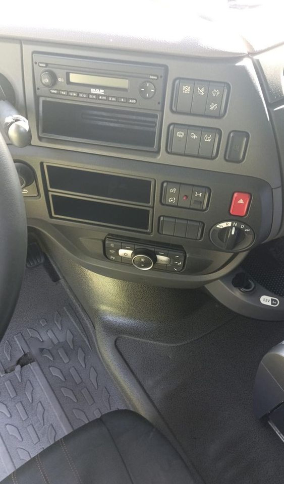Camión caja cerrada DAF XF ZESTAW TANDEM 2021 ORYGINALNY PRZEBIEG z Niemiec / PRZEJAZDOWY Z WINDĄ /: foto 13