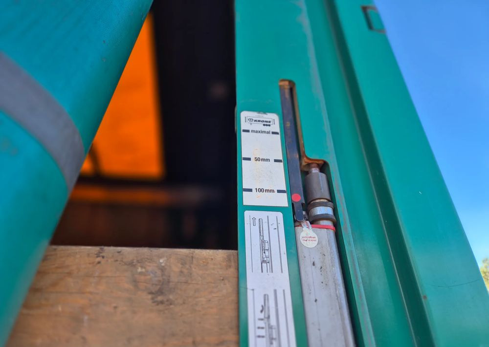 Krone BDE STANDARD PODNOSZONY DACH / z Niemiec PONADGABARYTY POSZERZANA OPONY 80% - Semirremolque lona: foto 5 Krone BDE STANDARD PODNOSZONY DACH / z Niemiec PONADGABARYTY POSZERZANA OPONY 80% - Semirremolque lona: foto 5