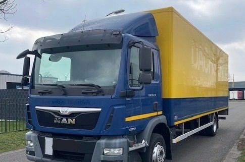 MAN TGM TGL 12.250 z Holandii KLIMA 7.2m AUTOMAT WINDA TOP CENA euro 6 nauka jazdy ESP ASR - Camión caja cerrada: foto 2 MAN TGM TGL 12.250 z Holandii KLIMA 7.2m AUTOMAT WINDA TOP CENA euro 6 nauka jazdy ESP ASR - Camión caja cerrada: foto 2