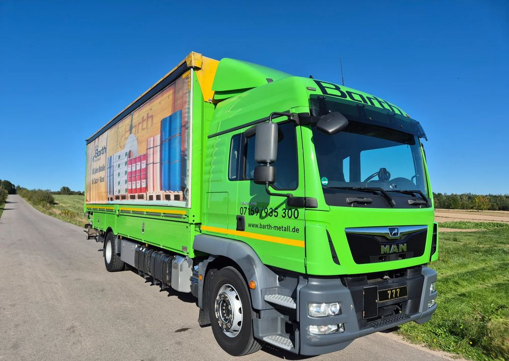 MAN Tgm 18.320 FULL SERWIS UNIKAT TOP ORYGINALNY PRZEBIEG z Niemiec AUTOMAT WINDA ACC Pirelli klima postojowa 18.250 18.290 15.250 15.290 15.320 - Camión lona: foto 1 MAN Tgm 18.320 FULL SERWIS UNIKAT TOP ORYGINALNY PRZEBIEG z Niemiec AUTOMAT WINDA ACC Pirelli klima postojowa 18.250 18.290 15.250 15.290 15.320 - Camión lona: foto 1