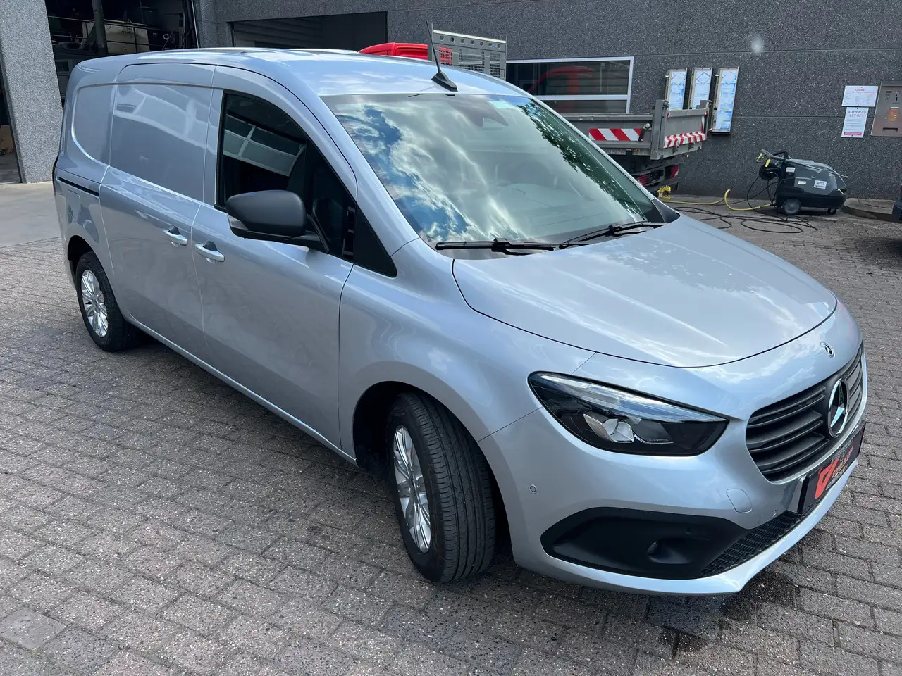 Mercedes-Benz Citan 112 EXTRA LANG (26.750ex.) 2x schfd Full Option - Furgoneta pequeña: foto 2 Mercedes-Benz Citan 112 EXTRA LANG (26.750ex.) 2x schfd Full Option - Furgoneta pequeña: foto 2