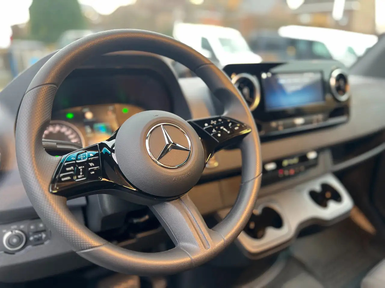 Mercedes-Benz Sprinter 317 L3H2 (48.500€ex) Facelift | 3.5T Trekhaak - Furgón: foto 1 Mercedes-Benz Sprinter 317 L3H2 (48.500€ex) Facelift | 3.5T Trekhaak - Furgón: foto 1