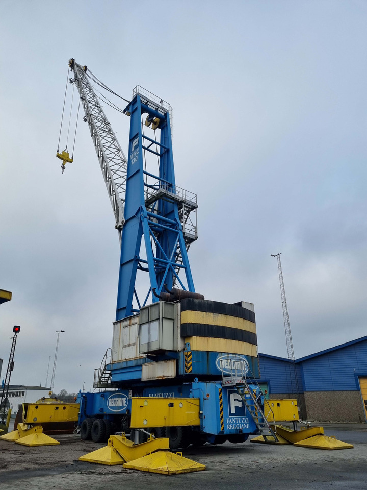 Fantuzzi MHC 130 - Equipo portuario: foto 4 Fantuzzi MHC 130 - Equipo portuario: foto 4