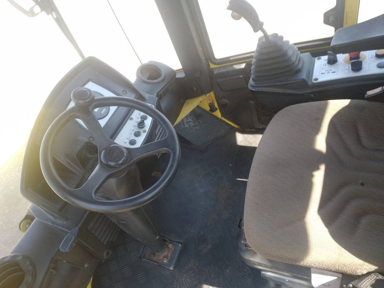 BOMAG BW 216 DH-4 - Compactador: foto 4 BOMAG BW 216 DH-4 - Compactador: foto 4