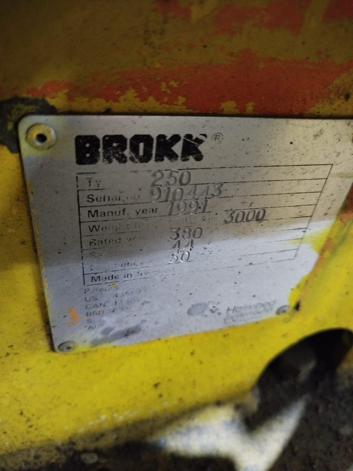 Brokk 250 - Miniexcavadora: foto 1 Brokk 250 - Miniexcavadora: foto 1