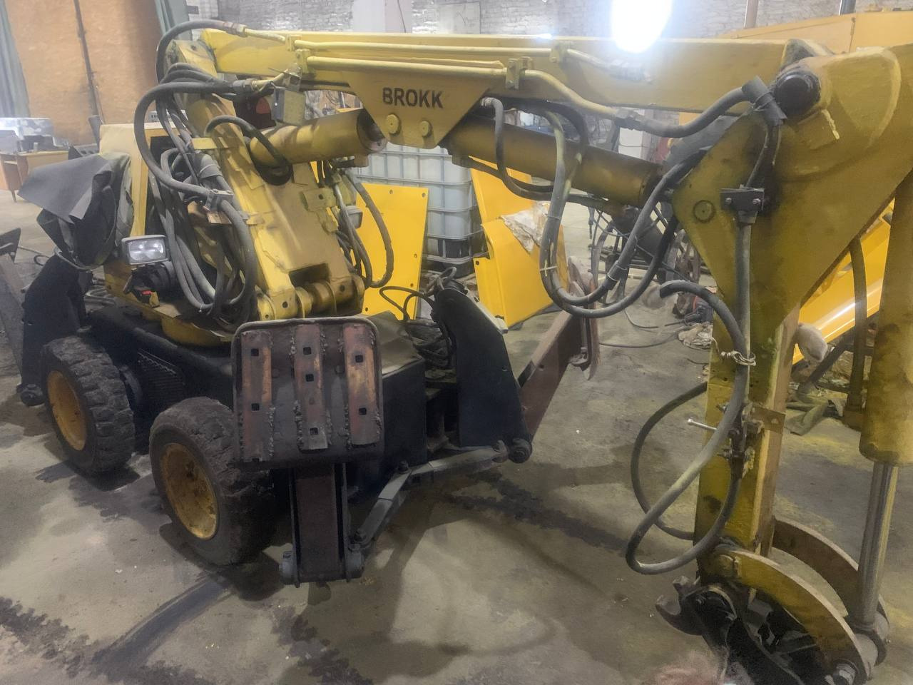 Brokk 250 - Miniexcavadora: foto 4 Brokk 250 - Miniexcavadora: foto 4