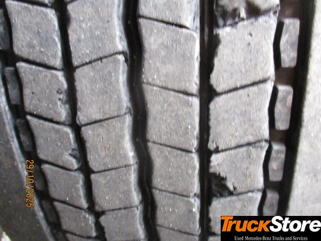 Mercedes-Benz Actros 1845 LS - Cabeza tractora: foto 5 Mercedes-Benz Actros 1845 LS - Cabeza tractora: foto 5