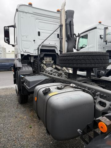 Mercedes-Benz Arocs 1836 A - Camión chasis: foto 2 Mercedes-Benz Arocs 1836 A - Camión chasis: foto 2