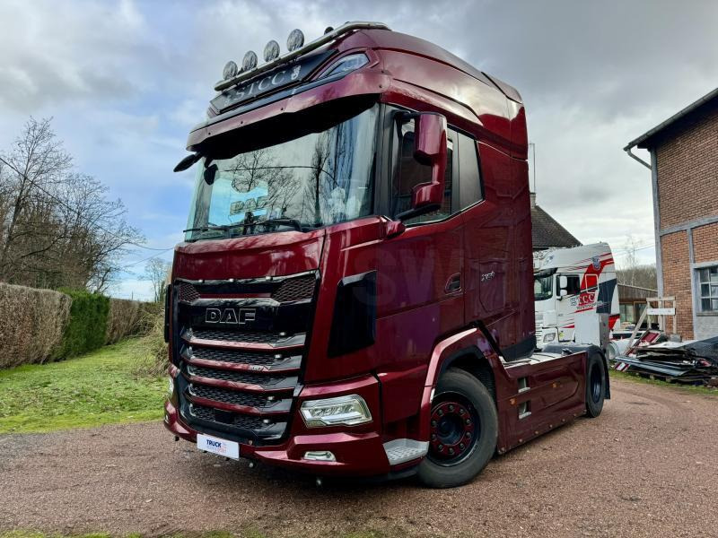 DAF XG + 530 FT + - Cabeza tractora: foto 1 DAF XG + 530 FT + - Cabeza tractora: foto 1