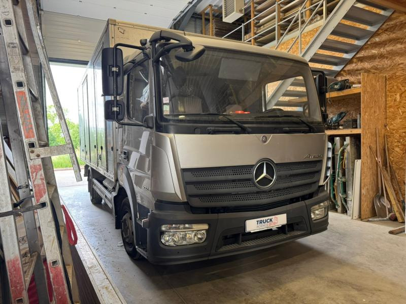 Mercedes Atego - Camión caja cerrada: foto 2 Mercedes Atego - Camión caja cerrada: foto 2