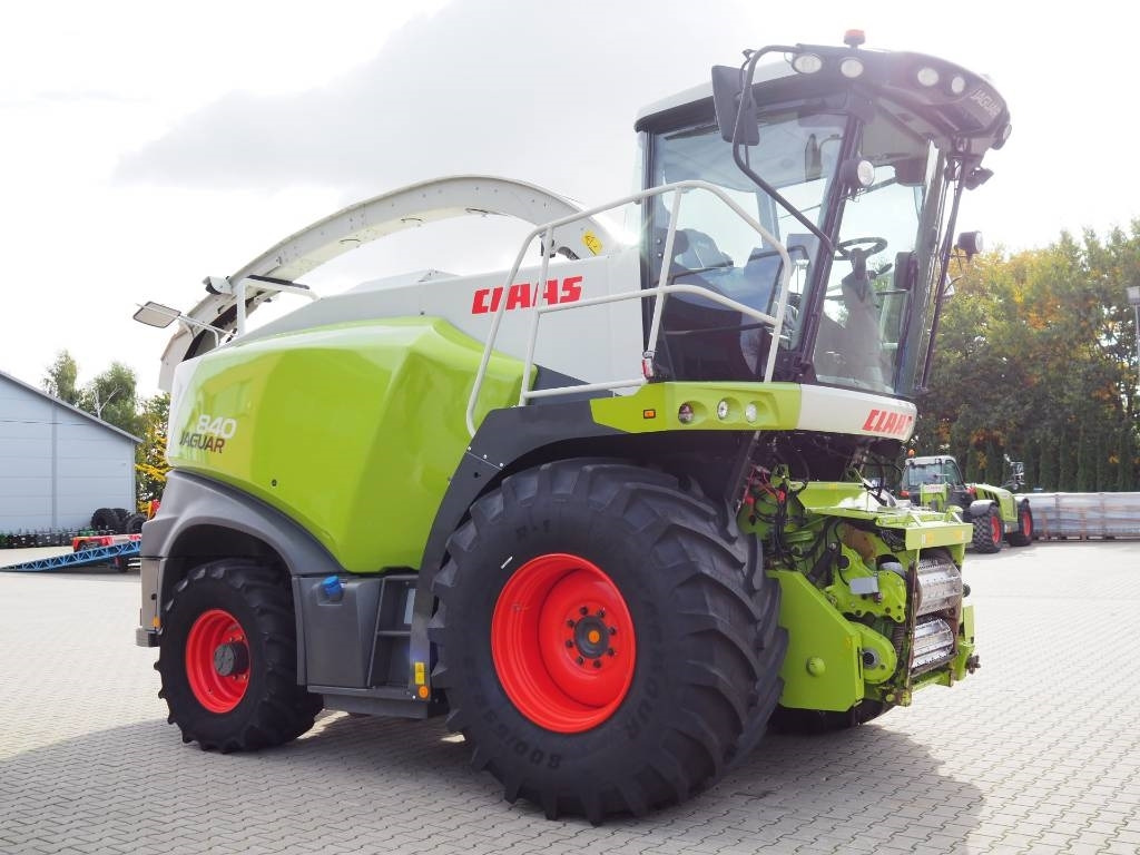 Claas Jaguar 840 4WD  - Cosechadora de forraje: foto 4 Claas Jaguar 840 4WD  - Cosechadora de forraje: foto 4