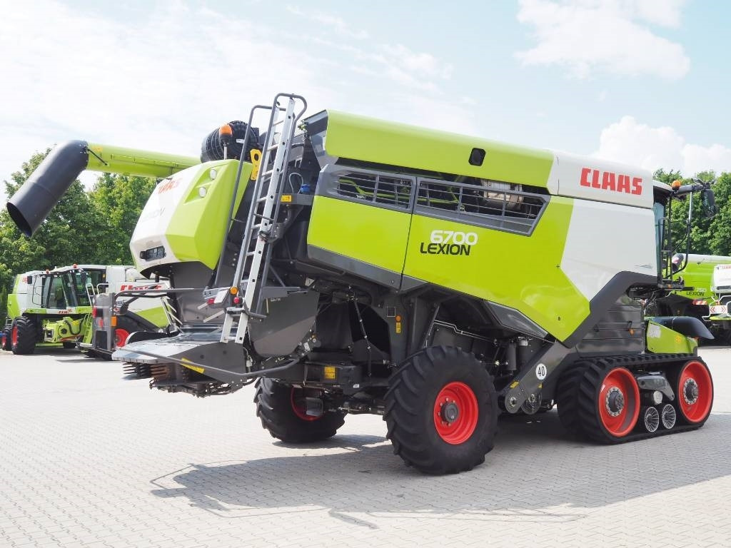 Claas Lexion 6700TT GPS + V770 - Cosechadora de granos: foto 3 Claas Lexion 6700TT GPS + V770 - Cosechadora de granos: foto 3