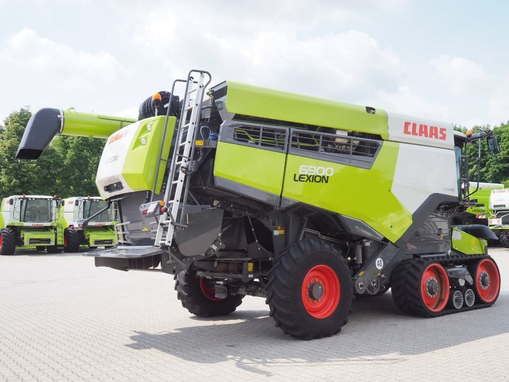 Claas Lexion 6900 TT + V930 - Cosechadora de granos: foto 3 Claas Lexion 6900 TT + V930 - Cosechadora de granos: foto 3