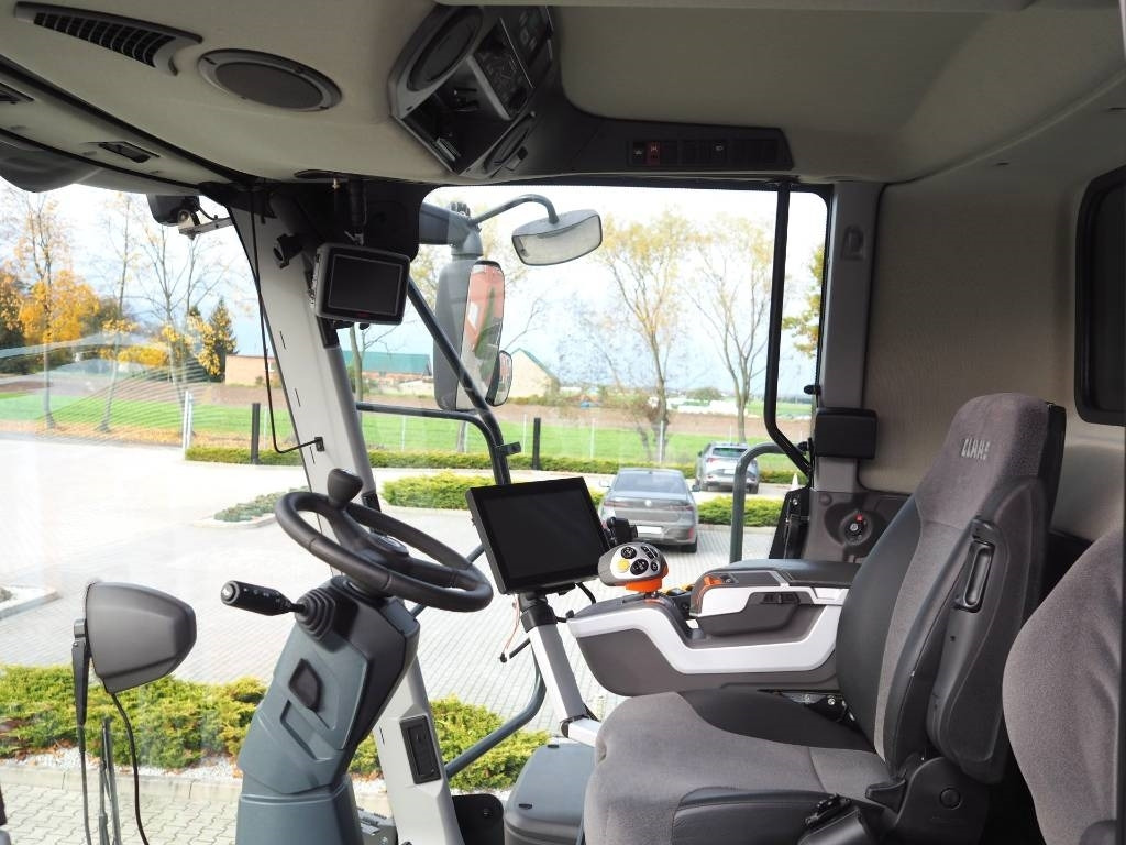 Claas Lexion 7500TT GPS + V930 - Cosechadora de granos: foto 5 Claas Lexion 7500TT GPS + V930 - Cosechadora de granos: foto 5