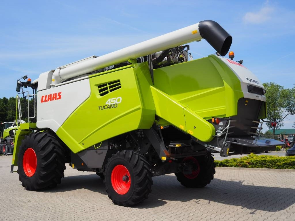 Claas Tucano 450 + V770 - Cosechadora de granos: foto 2 Claas Tucano 450 + V770 - Cosechadora de granos: foto 2