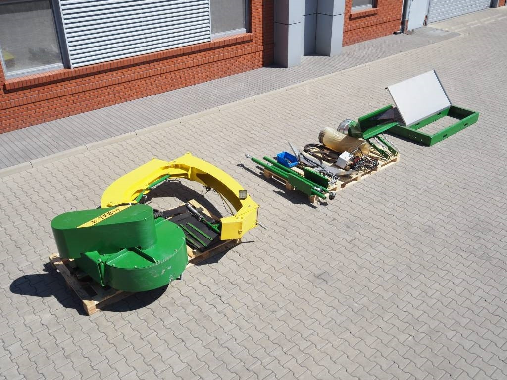 John Deere GROENOORD BLOWER TFB 10 - Cosechadora de granos: foto 4 John Deere GROENOORD BLOWER TFB 10 - Cosechadora de granos: foto 4