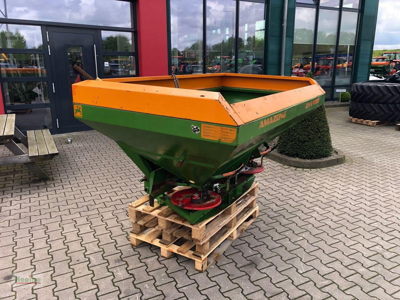 Amazone ZAU 1500 - Esparcidor de fertilizantes: foto 2 Amazone ZAU 1500 - Esparcidor de fertilizantes: foto 2