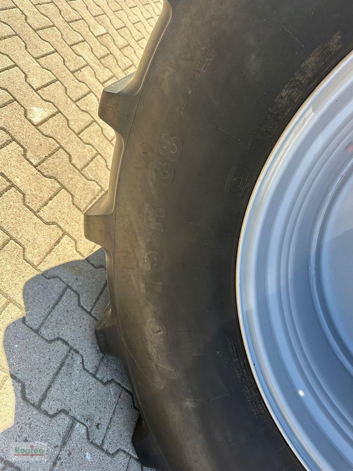 Deutz-Fahr 6215 TTV - Tractor: foto 5 Deutz-Fahr 6215 TTV - Tractor: foto 5