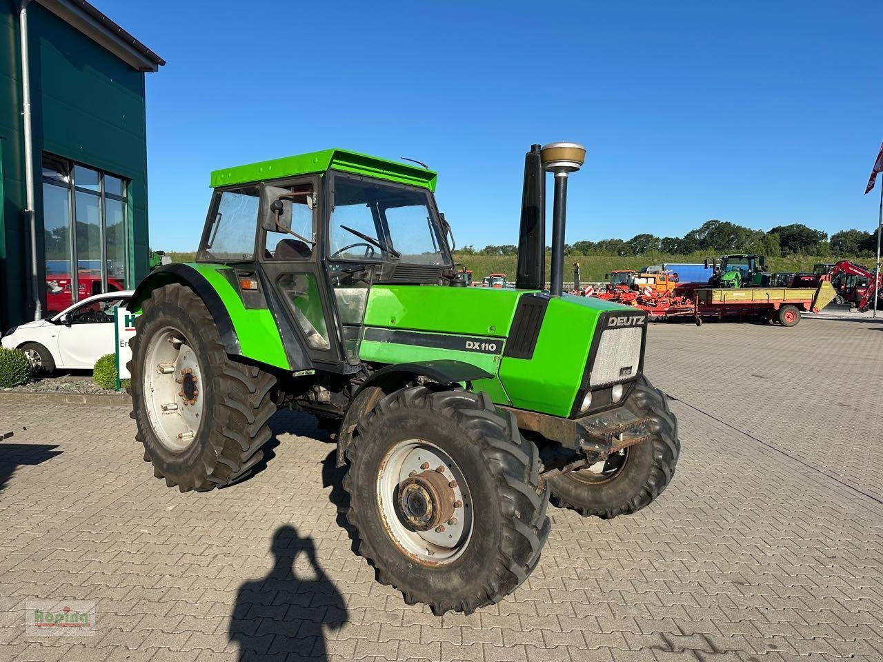 Deutz-Fahr DX 110 - Tractor: foto 2 Deutz-Fahr DX 110 - Tractor: foto 2