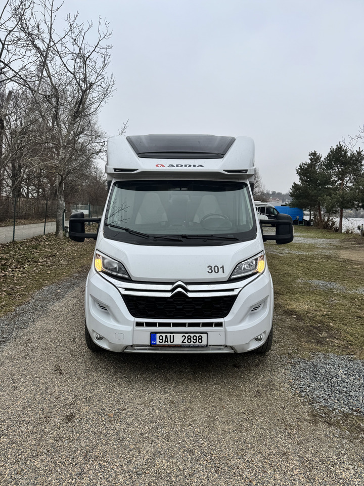 Adria Matrix M 670 SL - Autocaravana: foto 1 Adria Matrix M 670 SL - Autocaravana: foto 1