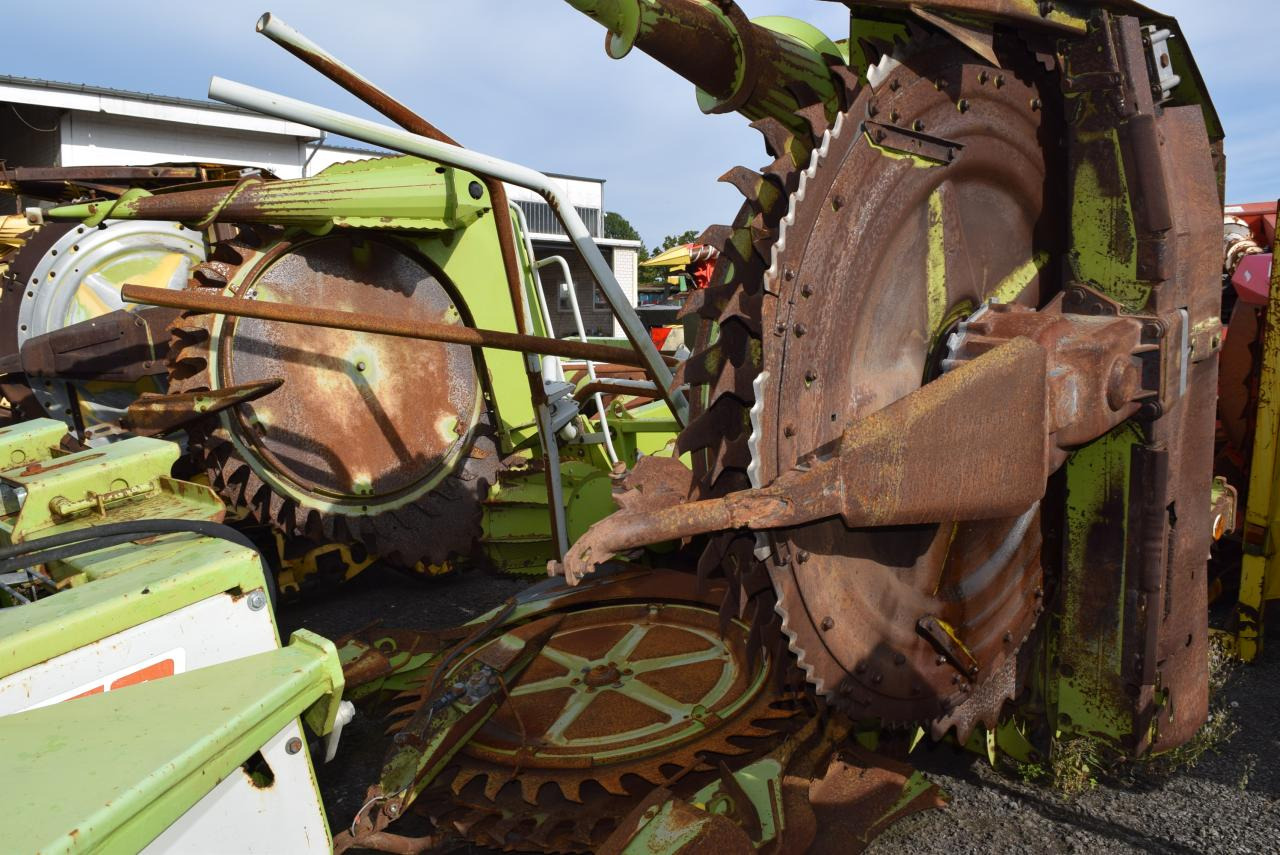 CLAAS RU 450 - Cabezal de maíz: foto 2 CLAAS RU 450 - Cabezal de maíz: foto 2