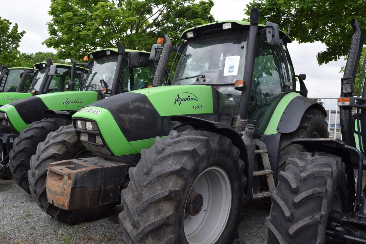Deutz-Fahr Agrotron 165.7 - Tractor: foto 2 Deutz-Fahr Agrotron 165.7 - Tractor: foto 2