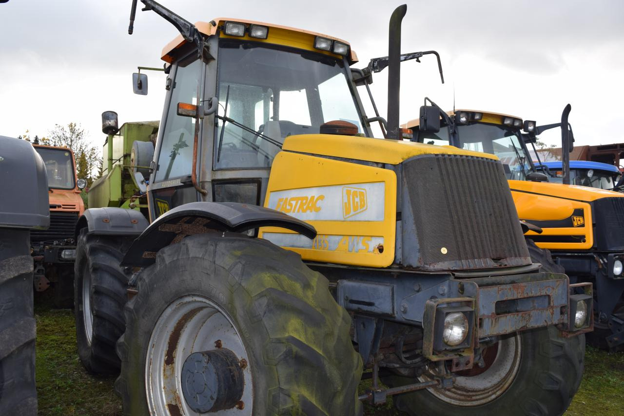 JCB Fastrac 2135 - 4WS - Tractor: foto 1 JCB Fastrac 2135 - 4WS - Tractor: foto 1