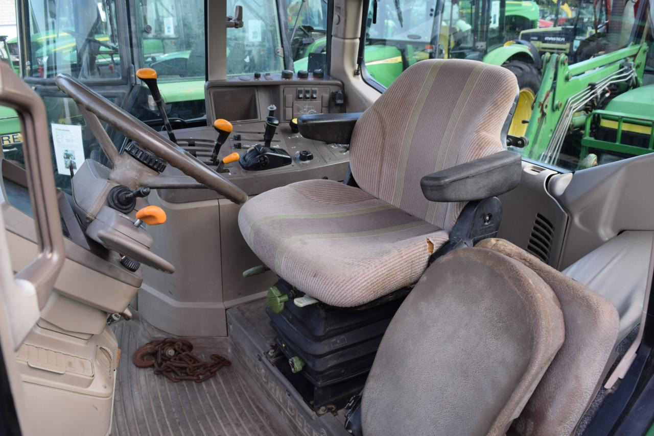 John Deere 6230 - Tractor: foto 4 John Deere 6230 - Tractor: foto 4