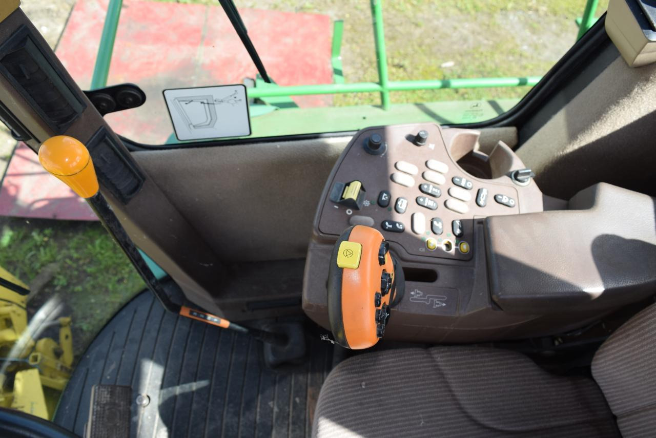 Cosechadora de forraje John Deere 7400: foto 8
