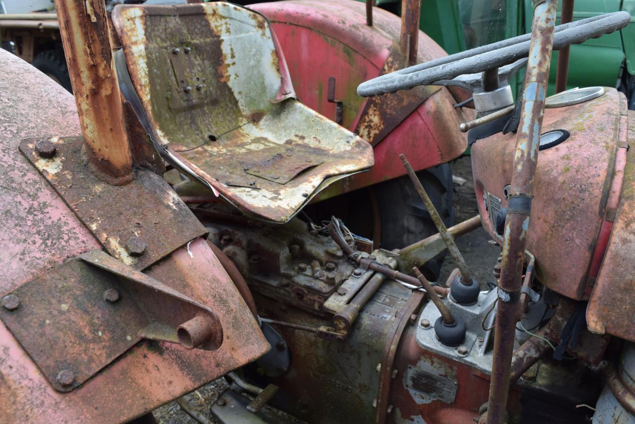 Massey Ferguson MF 35 - Tractor: foto 4 Massey Ferguson MF 35 - Tractor: foto 4