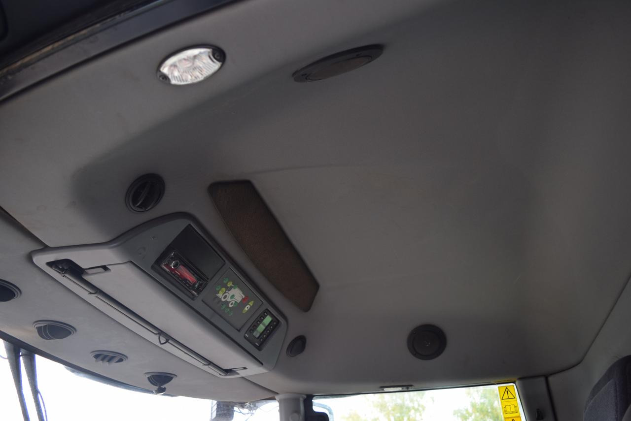 Cosechadora de granos Massey Ferguson MF 9380 Delta: foto 8