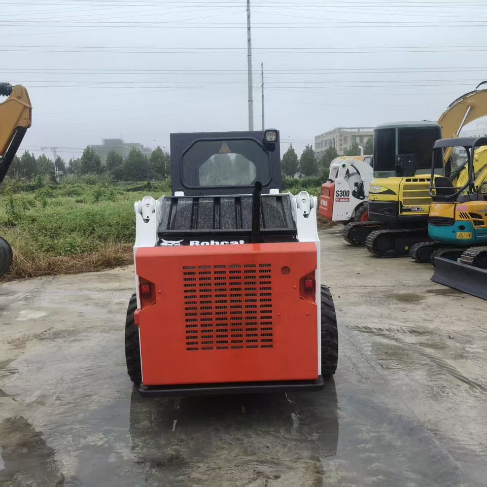 Bobcat S300 - Minicargadora: foto 3 Bobcat S300 - Minicargadora: foto 3