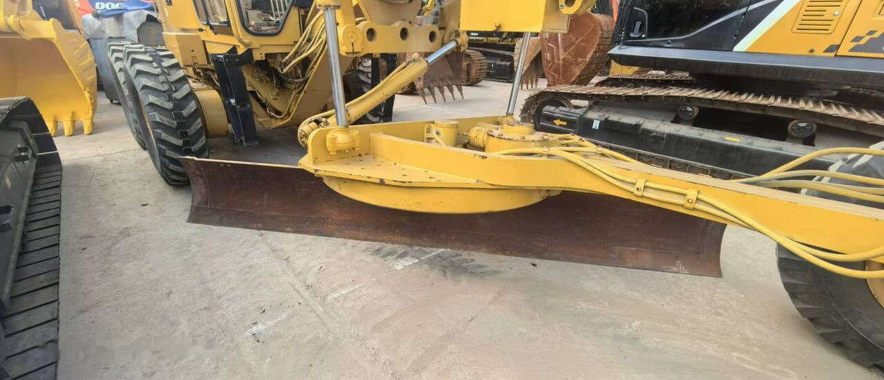 Grader Caterpillar 140H: foto 10