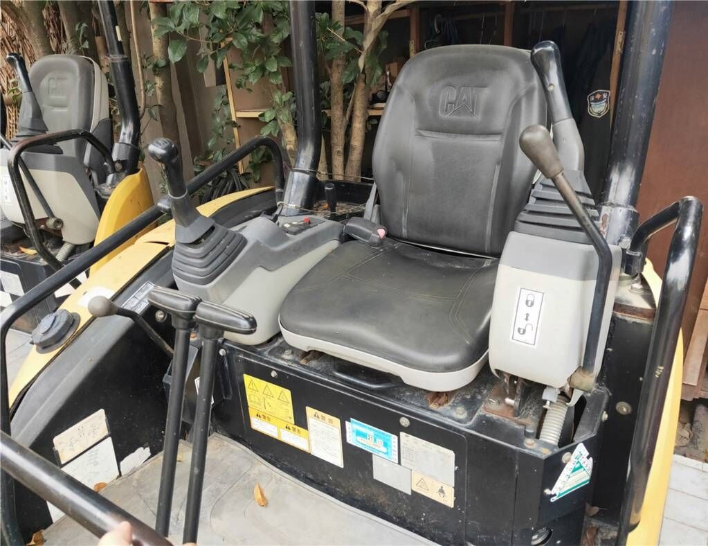 Miniexcavadora Caterpillar 302C: foto 6 Miniexcavadora Caterpillar 302C: foto 6