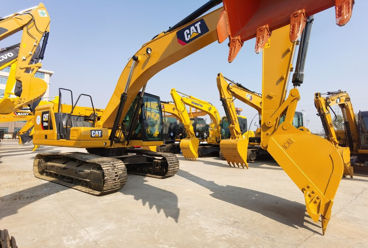 Excavadora de cadenas Caterpillar 320GC: foto 7
