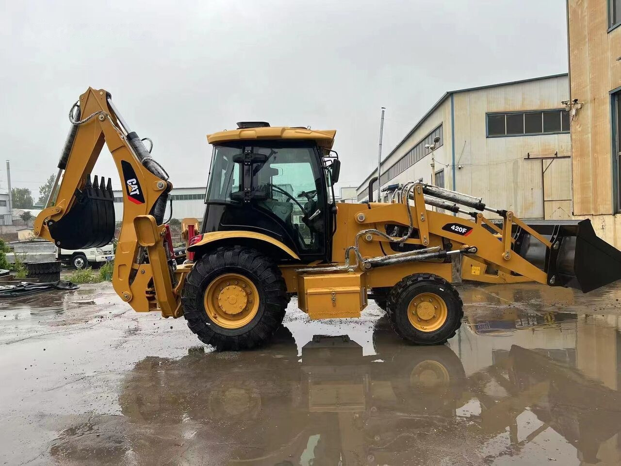 Caterpillar 420F - Retroexcavadora: foto 5 Caterpillar 420F - Retroexcavadora: foto 5