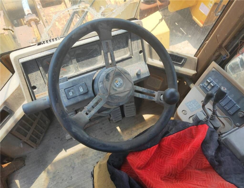 Cargadora de ruedas Caterpillar 950 F: foto 9