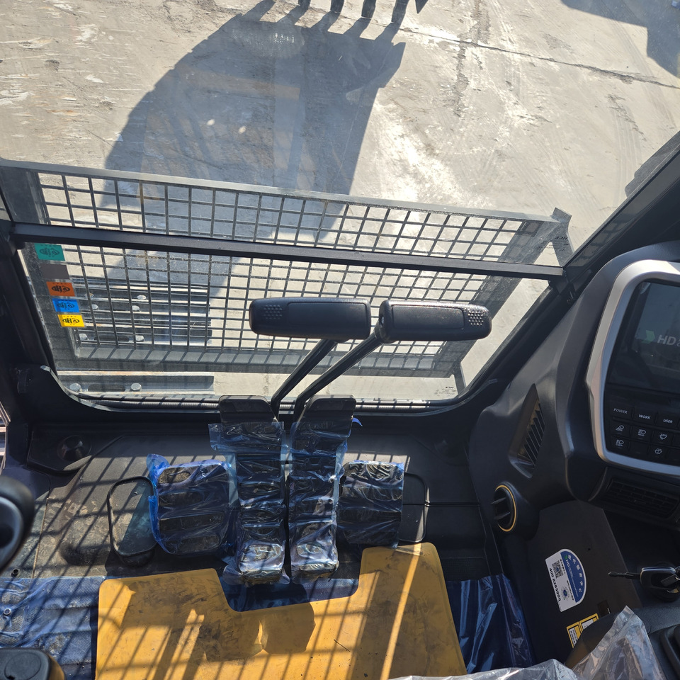 Leasing de HYUNDAI HX220L HYUNDAI HX220L: foto 9