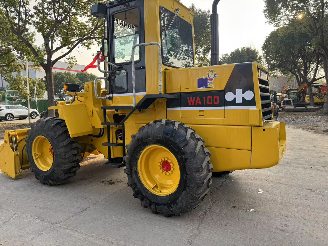 KOMATSU WA100-1 - Cargadora de ruedas: foto 5 KOMATSU WA100-1 - Cargadora de ruedas: foto 5