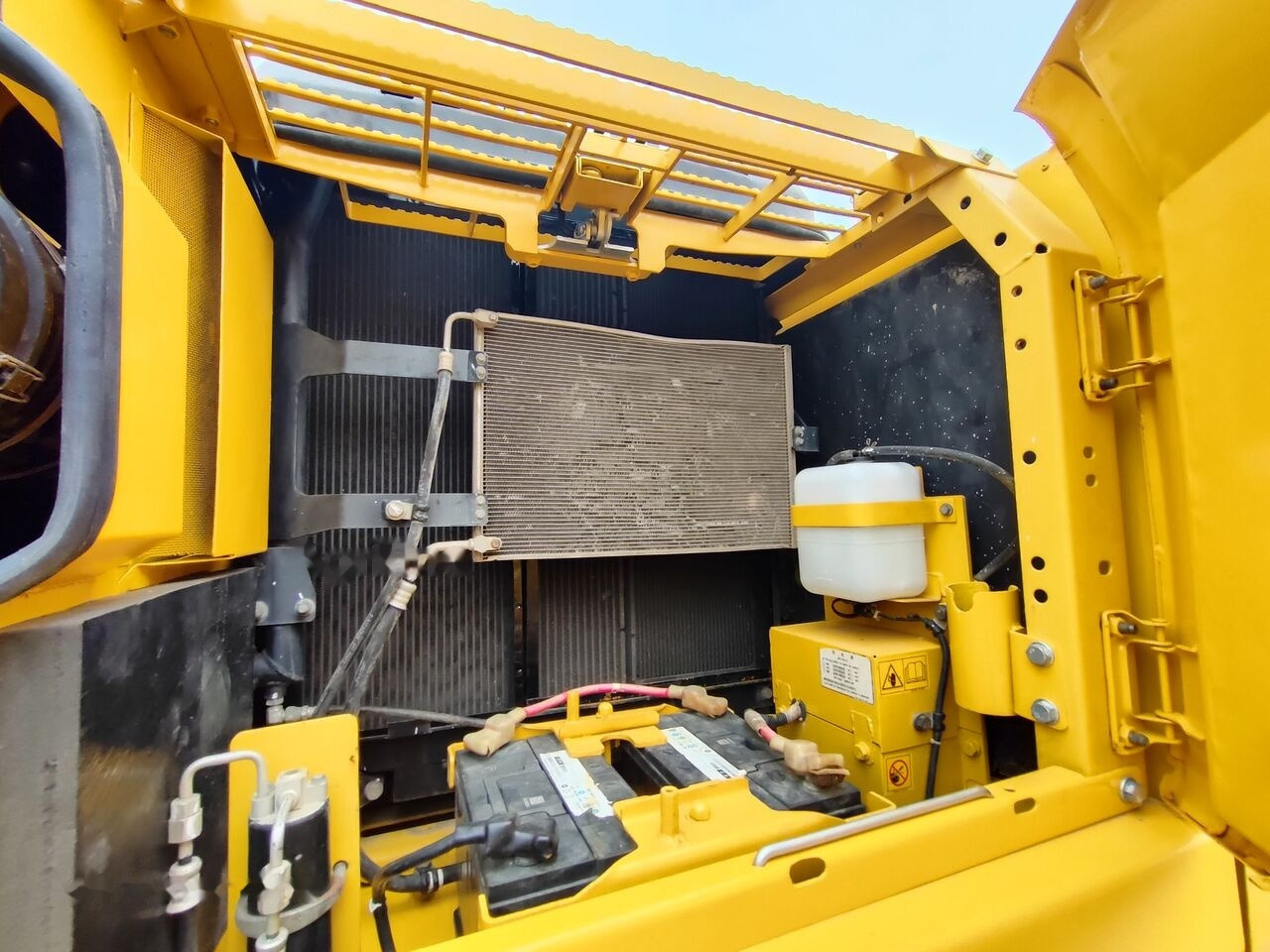 Excavadora de cadenas Komatsu PC160LC-7: foto 10 Excavadora de cadenas Komatsu PC160LC-7: foto 10