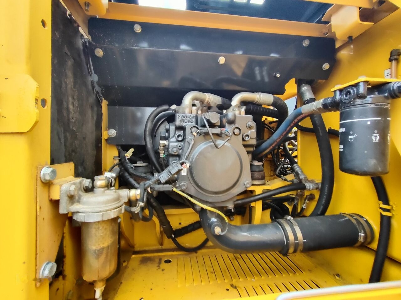 Excavadora de cadenas Komatsu PC160LC-7: foto 11 Excavadora de cadenas Komatsu PC160LC-7: foto 11