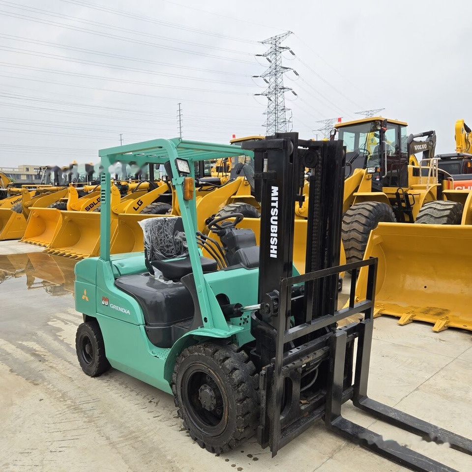 Mitsubishi FD30 - Carretilla elevadora diésel: foto 4 Mitsubishi FD30 - Carretilla elevadora diésel: foto 4