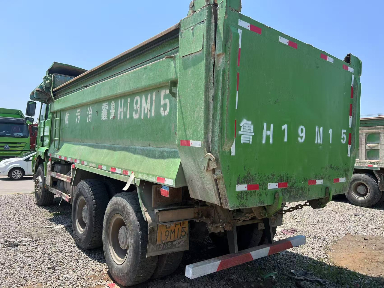 SHACMAN M3000 6x4 - Camión volquete: foto 5 SHACMAN M3000 6x4 - Camión volquete: foto 5